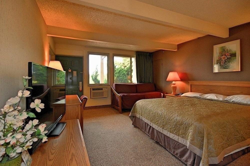 Costa Mesa Inn - Newport Beach Area מראה חיצוני תמונה