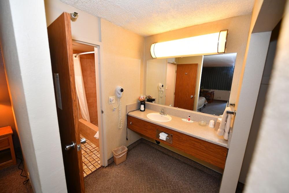 Costa Mesa Inn - Newport Beach Area מראה חיצוני תמונה
