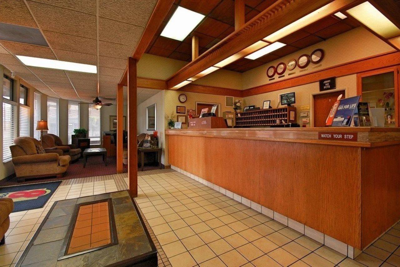 Costa Mesa Inn - Newport Beach Area מראה חיצוני תמונה