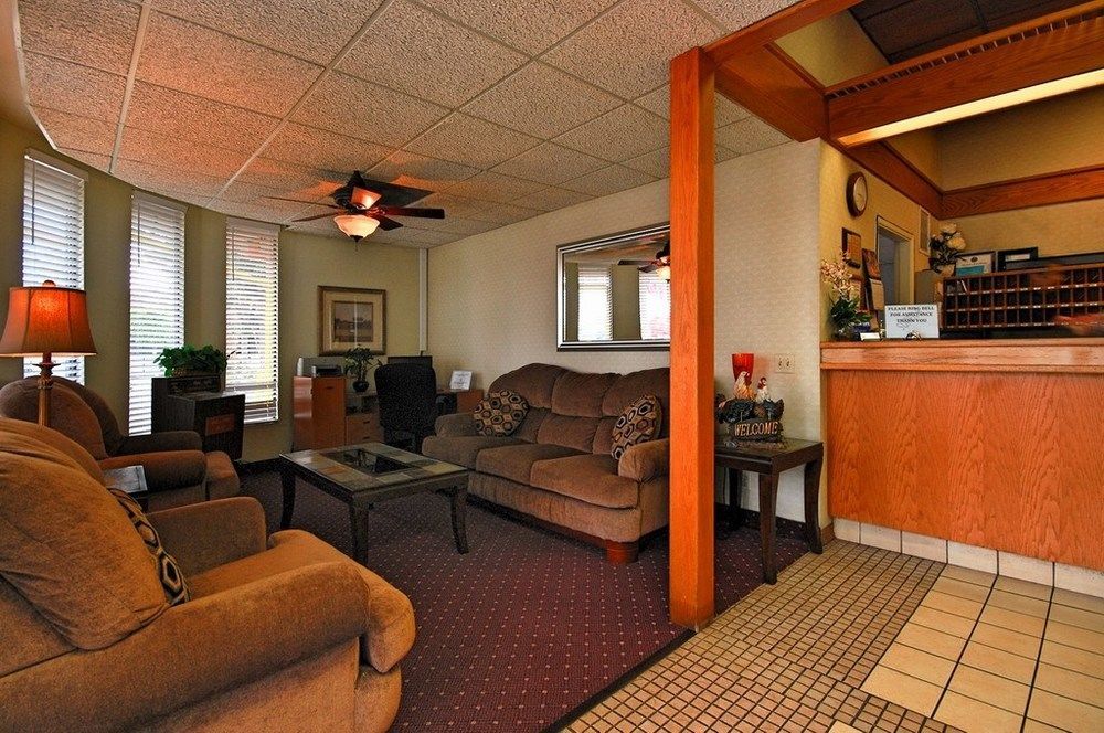 Costa Mesa Inn - Newport Beach Area מראה חיצוני תמונה