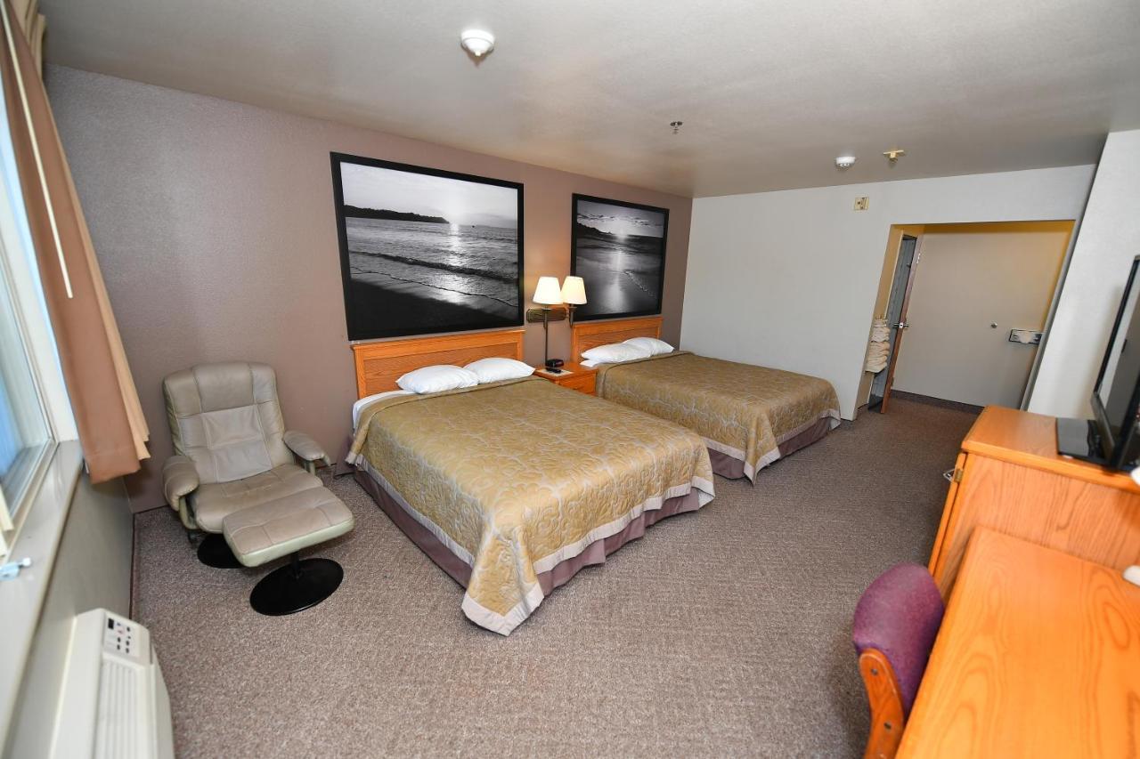 Costa Mesa Inn - Newport Beach Area מראה חיצוני תמונה