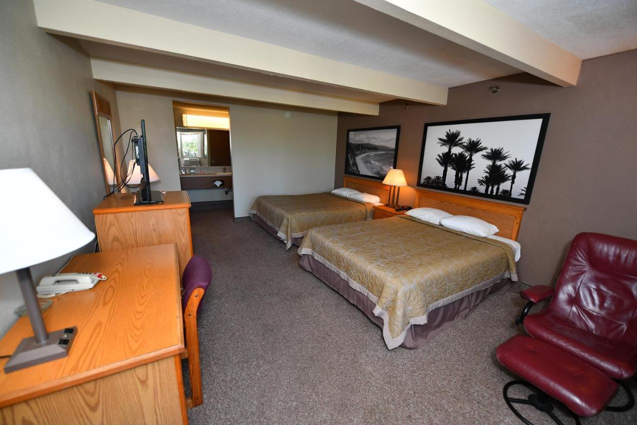 Costa Mesa Inn - Newport Beach Area מראה חיצוני תמונה